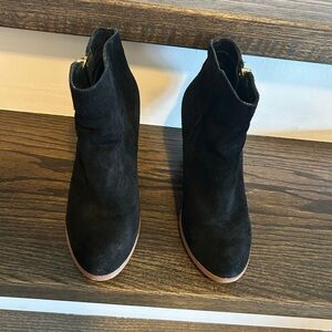 Aldo Women’s Black Suede/Leather Ankle Boots – Size 6